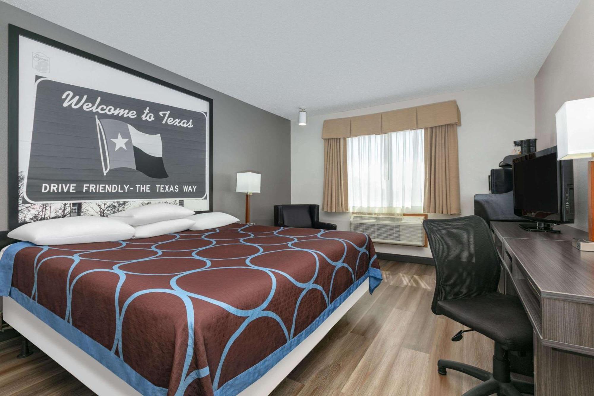 Готель Super 8 By Wyndham Grapevine/Dfw Airport Northwest Екстер'єр фото